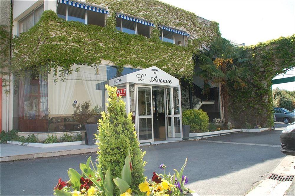 Hotel De L'Avenue Saintes Buitenkant foto