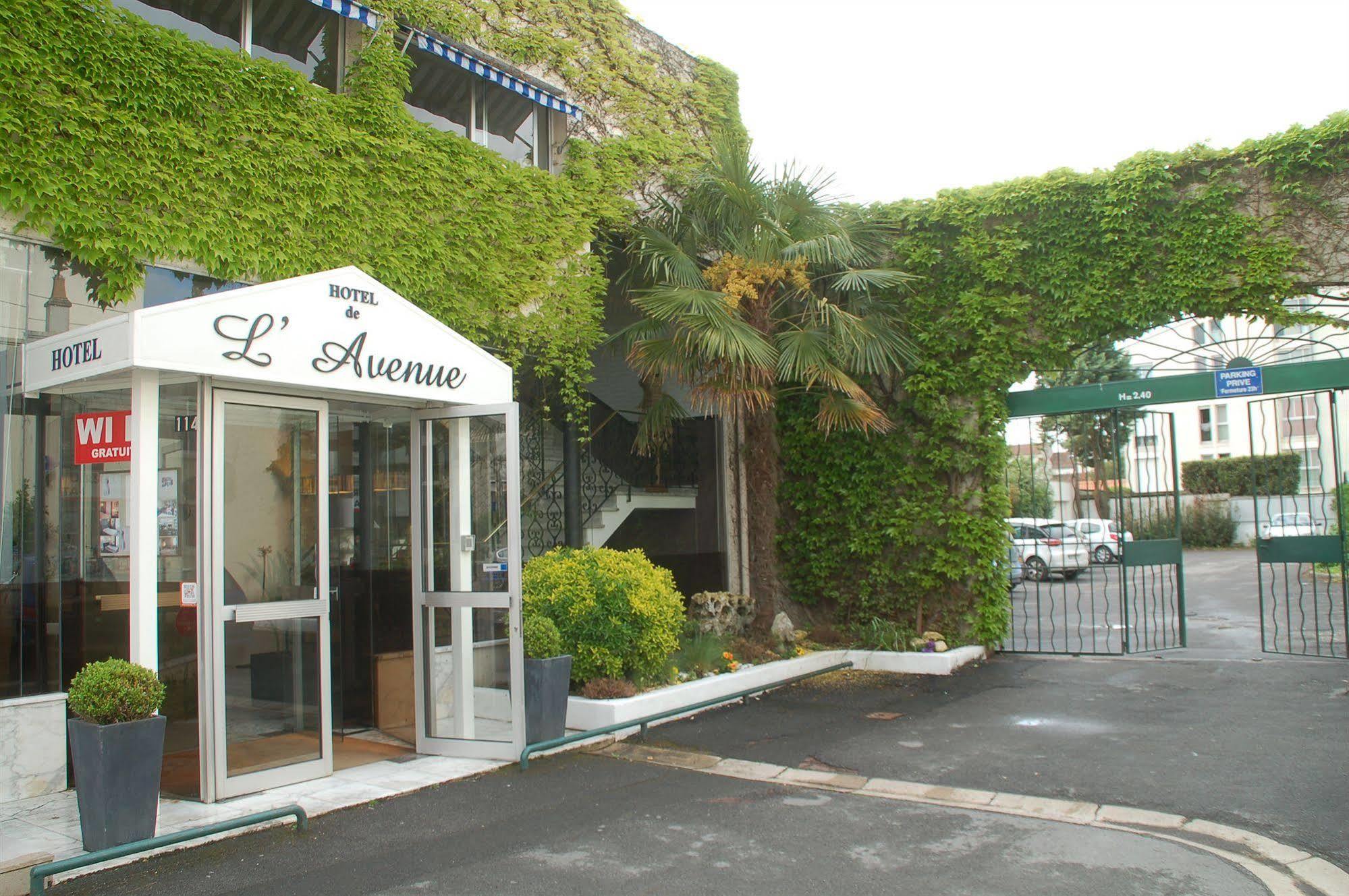 Hotel De L'Avenue Saintes Buitenkant foto